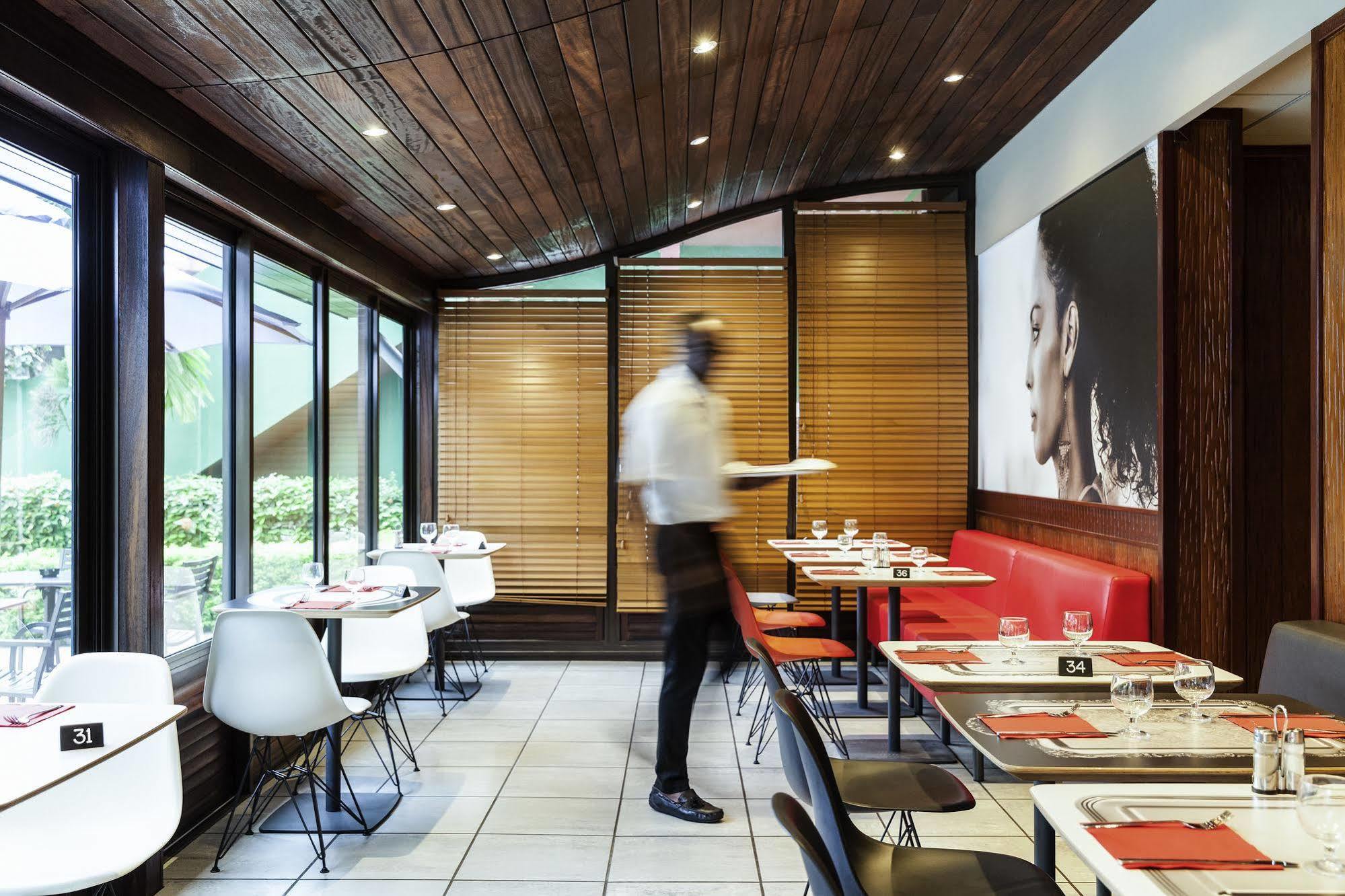 Ibis Douala Hotel Luaran gambar